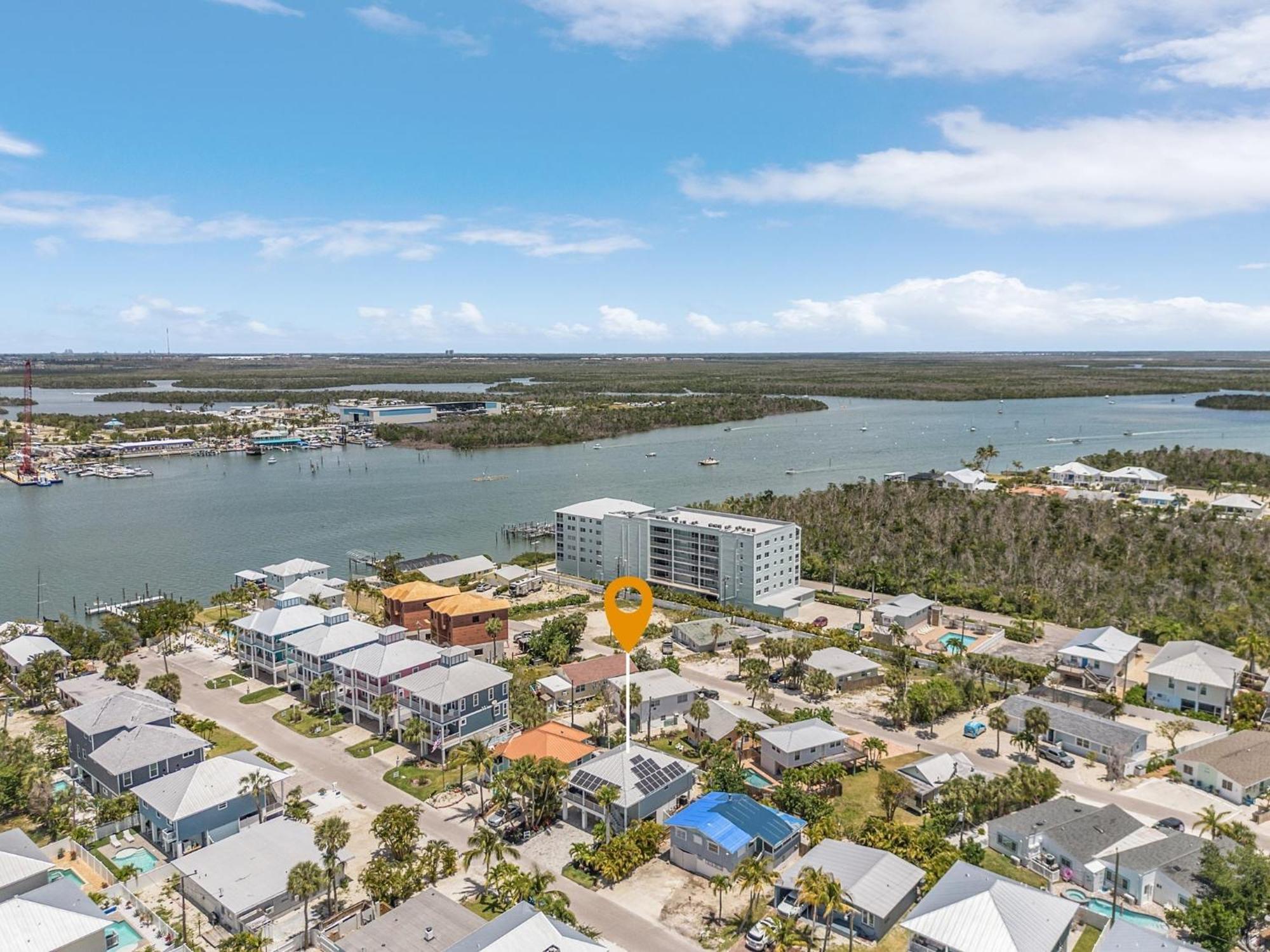 Welcome To 246 Delmar Ave - Vacation Rental Home Fort Myers Beach Exterior photo